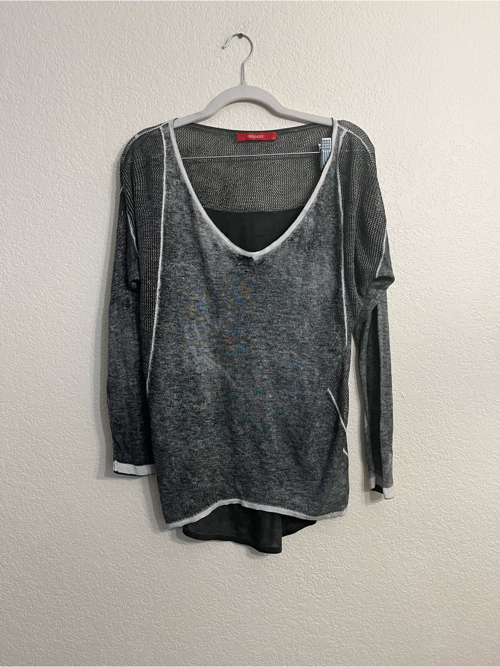 Freeloader Heather Gray Scoop Neck Lightweight Pullover